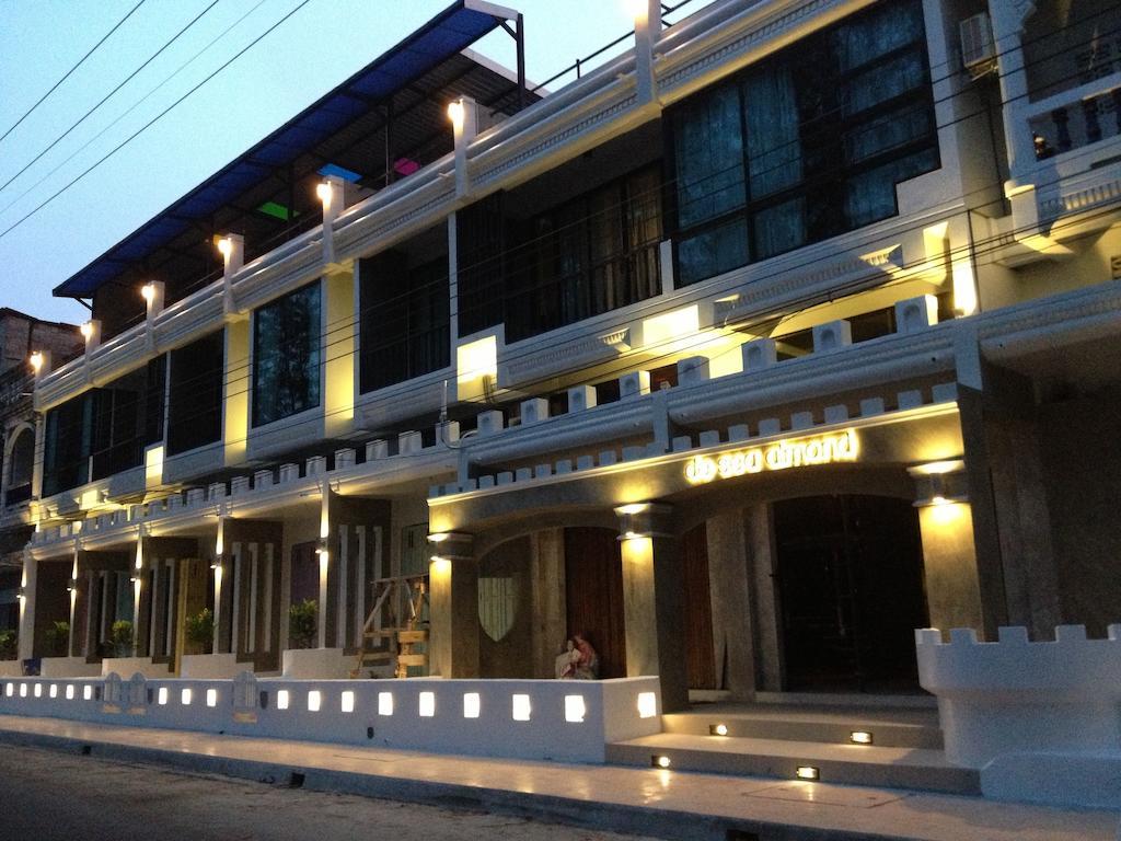 Hotel De Sea Almond Chumphon Zewnętrze zdjęcie