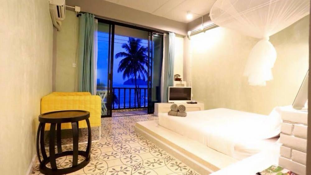 Hotel De Sea Almond Chumphon Zewnętrze zdjęcie